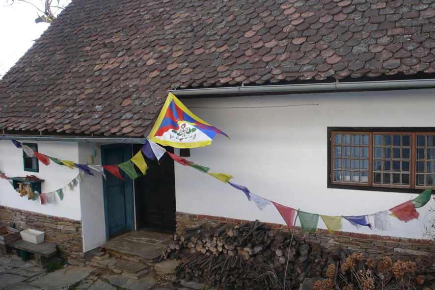 Flaggenaktion 2024 - Bad Gams Buddhistisches Zentrum